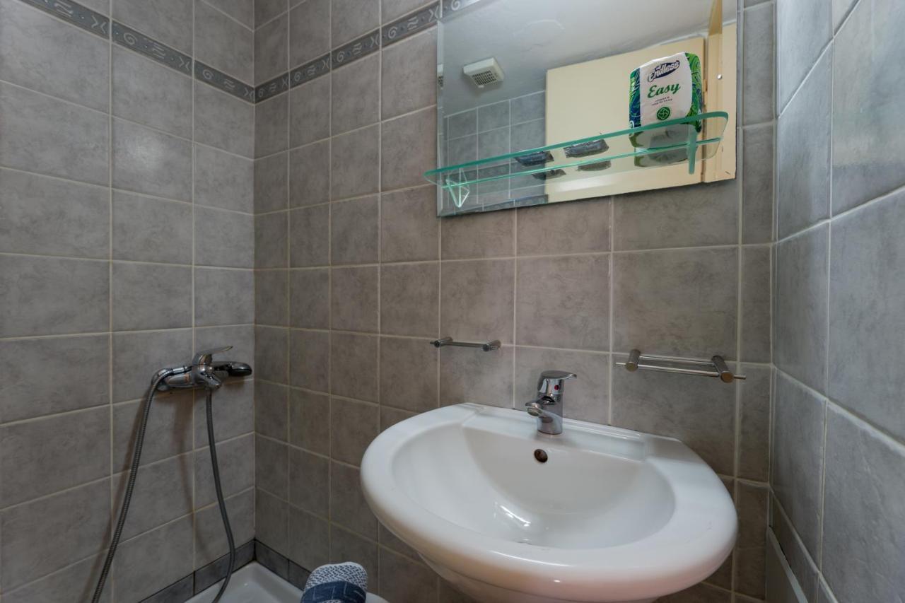 Apartamento Kastro Aggeliki Kardamyli Exterior foto