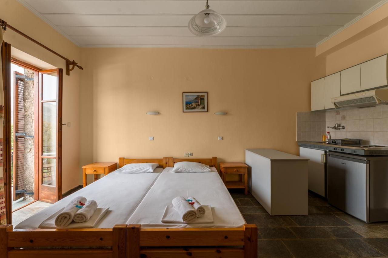 Apartamento Kastro Aggeliki Kardamyli Exterior foto
