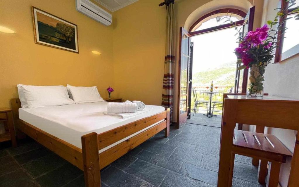 Apartamento Kastro Aggeliki Kardamyli Exterior foto